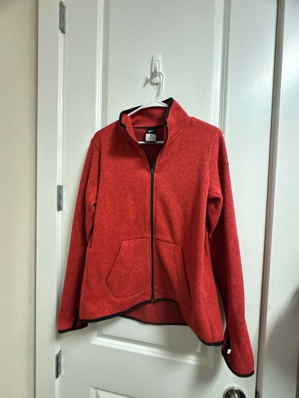 Nike Women's Therma-FIT Fleece Full-Zip Jacket Red Heather, Size Large